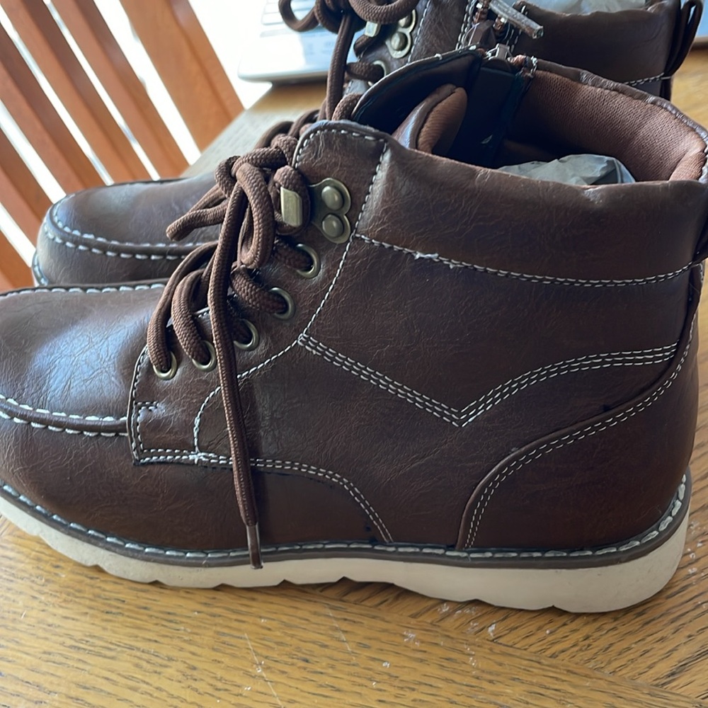 Steve Madden Boy's Dafti Ankle Boot Size 5 NEW in Box - Picture 5 of 6